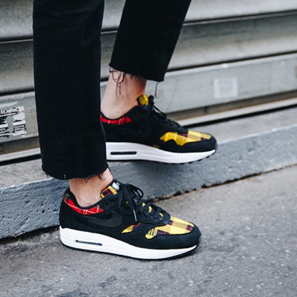 nike air max 1 tartan